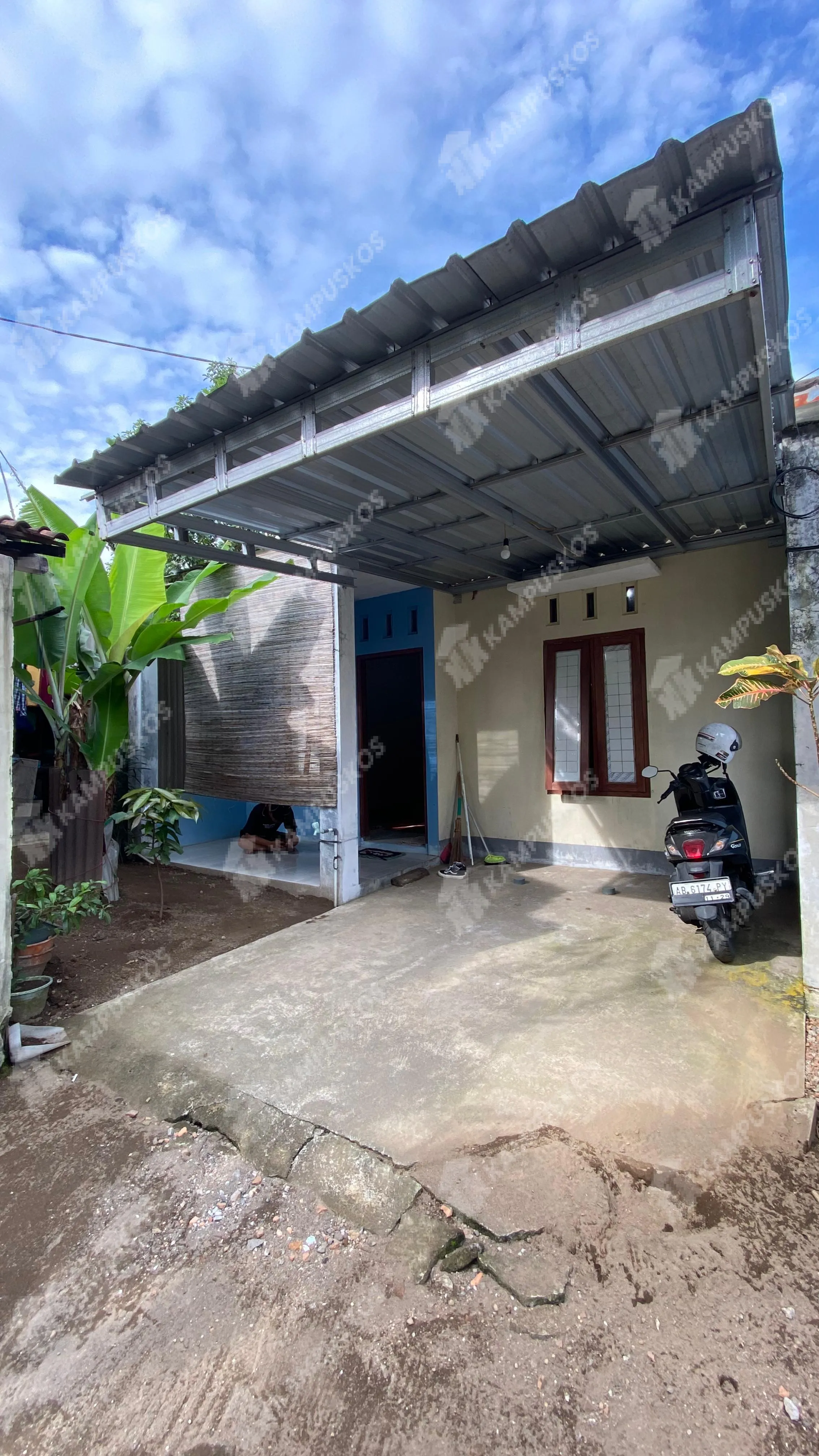 FOR RENT RUMAH SEMI MINIMALIS MURAH 2 KAMAR AREA GARDU PLN JAKAL KM 7 - 2K04AL180625