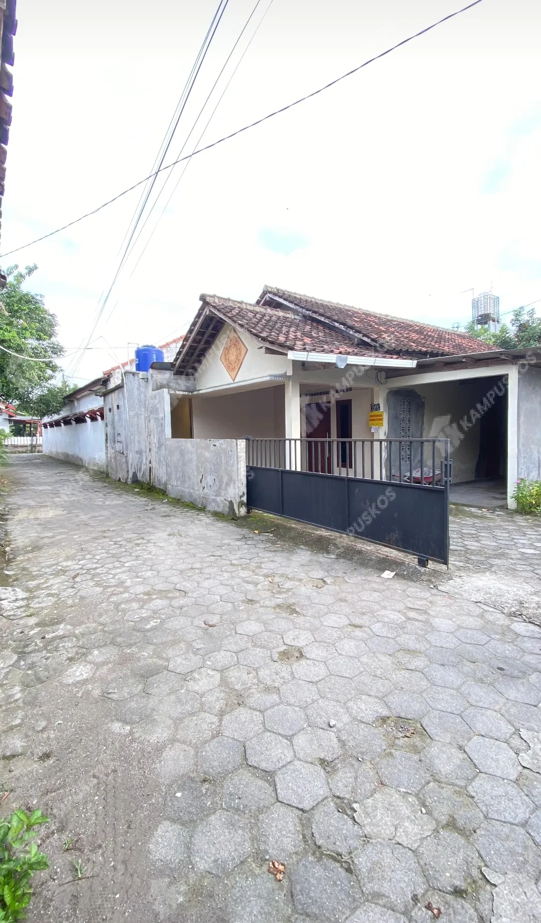 FOR RENT RUMAH 3 KAMAR AREA CONDONGCATUR - UTARA SWALAYAN PAMELA 6 - 3K03AL050125