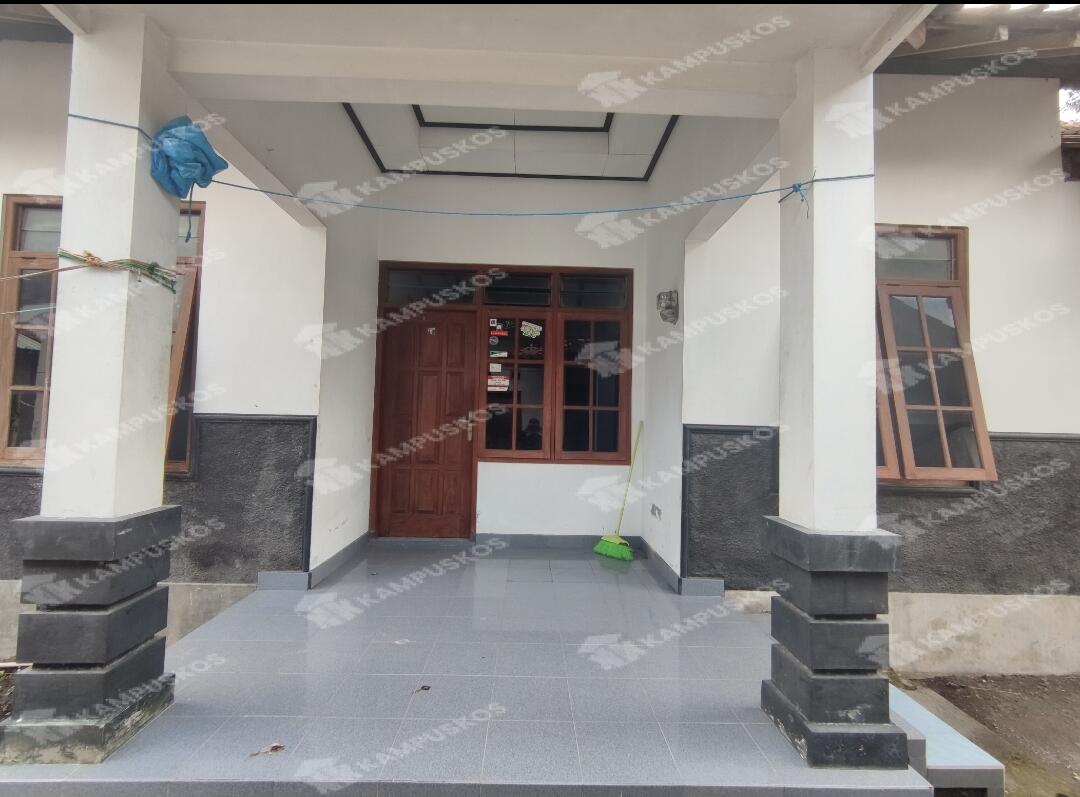 DISEWAKAN KONTRAKAN 5 KAMAR DI BELAKANG POLDA DAERAH UPN 5K03GA050625