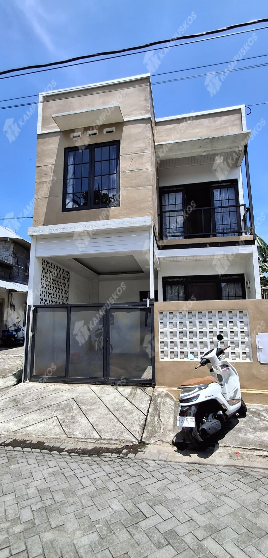 FOR RENT RUMAH MINIMALIS MODERN 2 KAMAR AREA SELATAN HOTEL LAFAYETTE AREA UGM 3K01AL160325