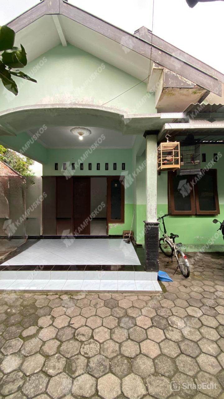 DIKONTRAKAN RUMAH 3 KMAR AREA UPN PUSAT 3K02RS060225