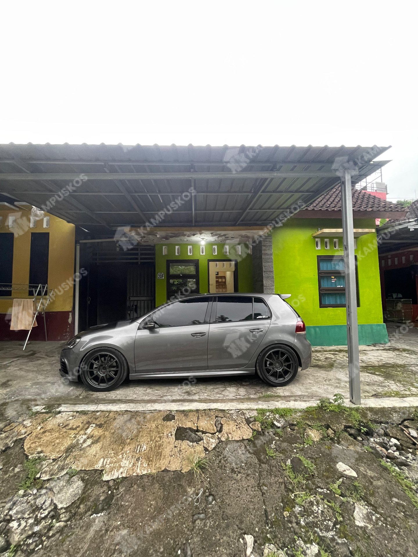 KONTRAKAN 2 KAMAR DI AREA JAKAL PASAR COLOMBO
