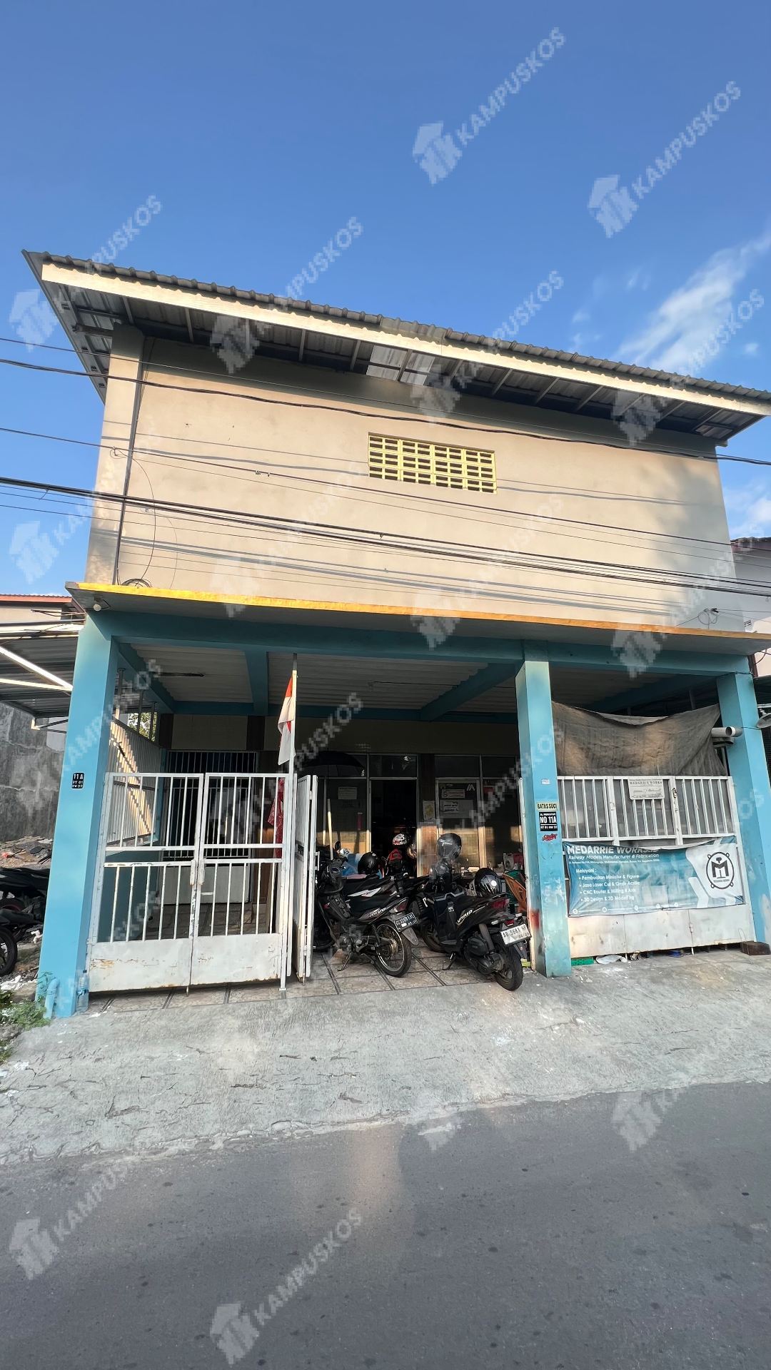 Dikontrakkan Rumah 6 Kamar di Maguwoharjo 6K03RS090725