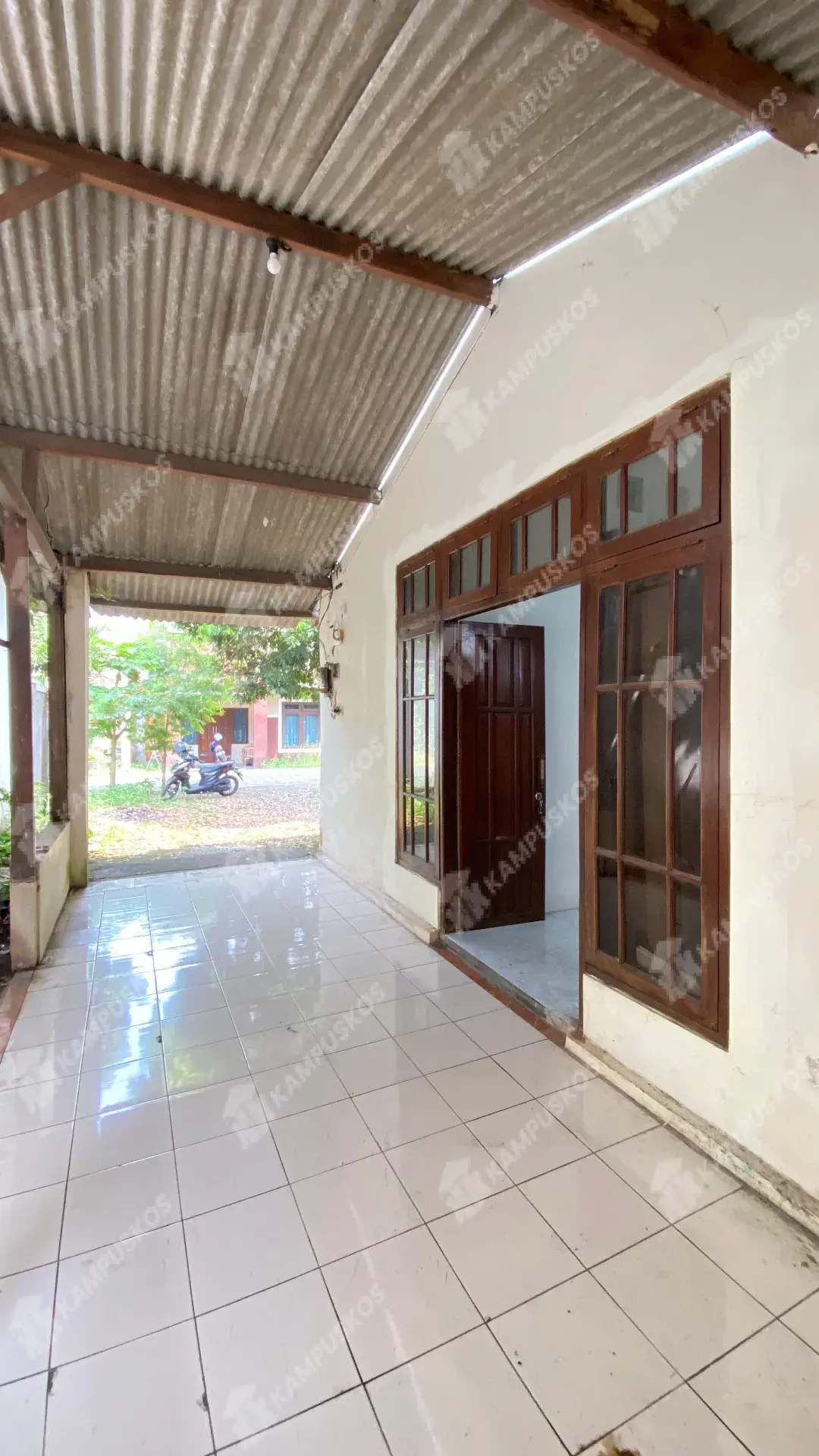 FOR RENT RUMAH MINIMALIS MURAH 2 KAMAR AREA MINOMARTANI - JAKAL KM 9 - 2K04AL110725