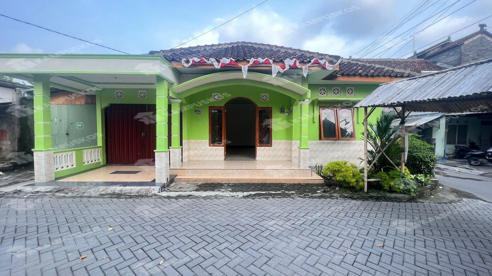 DIKONTRAKN RUMAH TERAWAT AREA CONDONGCATUR RS011124