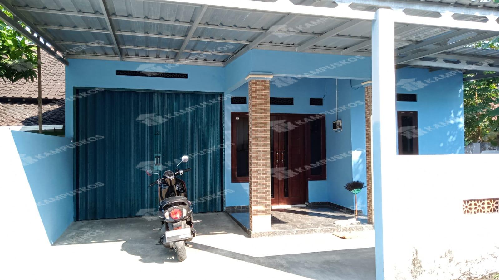 DIKONTRAKAN RUMAH 3 KAMAR AREA AMIKOM RSA150724