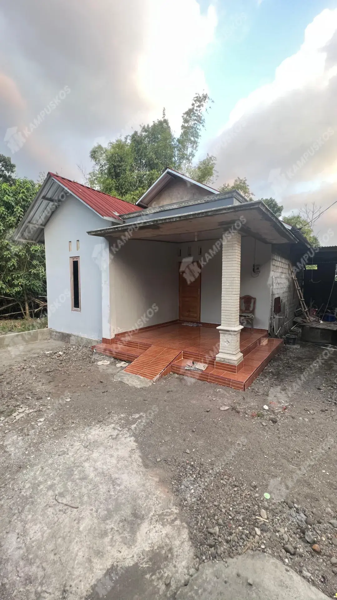 DIKONTRAKAN RUMAH 2 KAMAR AREA MAGUWO  2K03RS040825