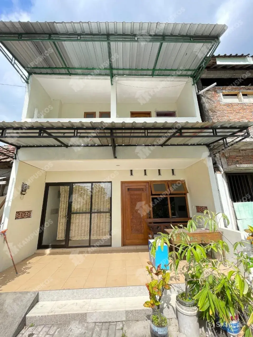 DIKONTRAKAN RUMAH 2 KAMAR AREA JOMBOR 2K04PG010925