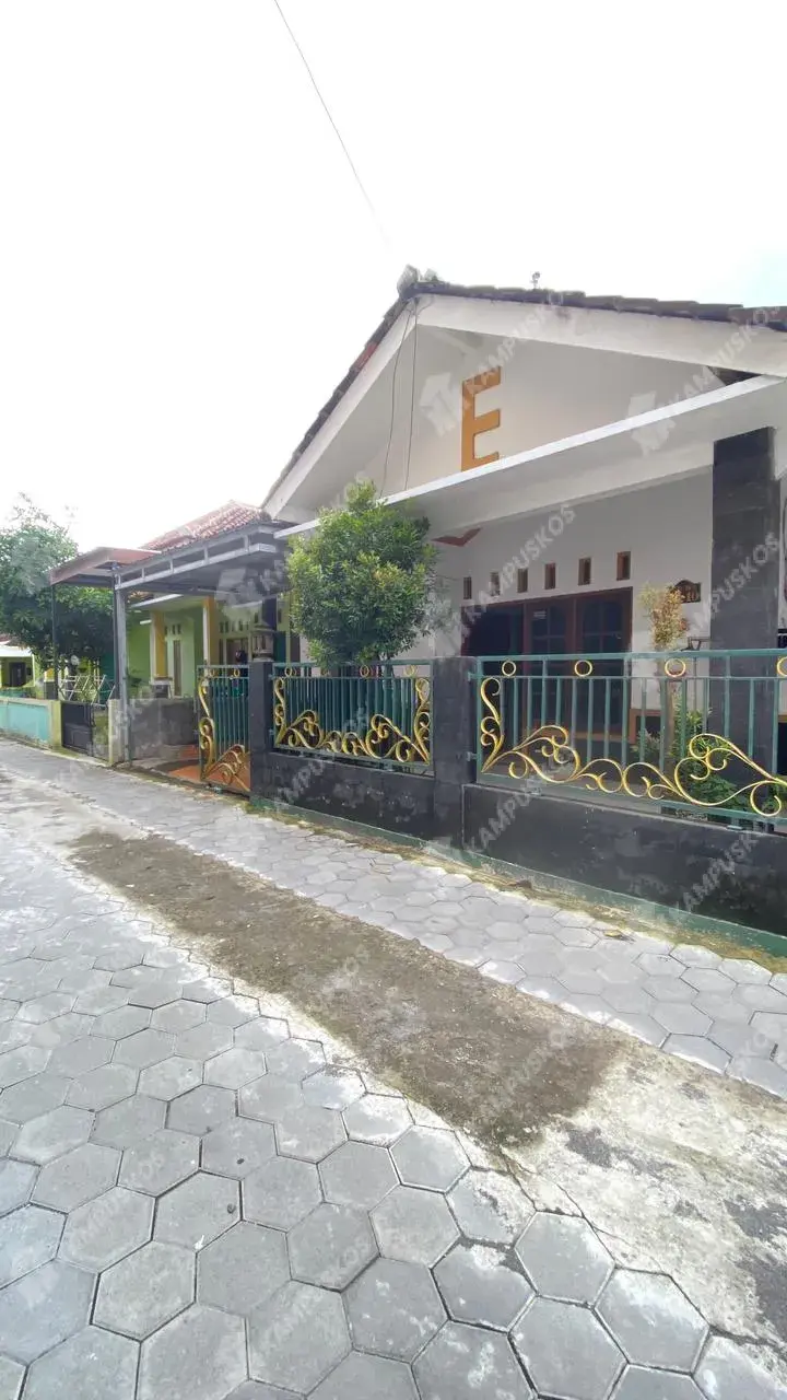 DIKONTRAKAN RUMAH FULL FURNSIHED 4 KAMAR AREA MAGUWO 4K03AL141225