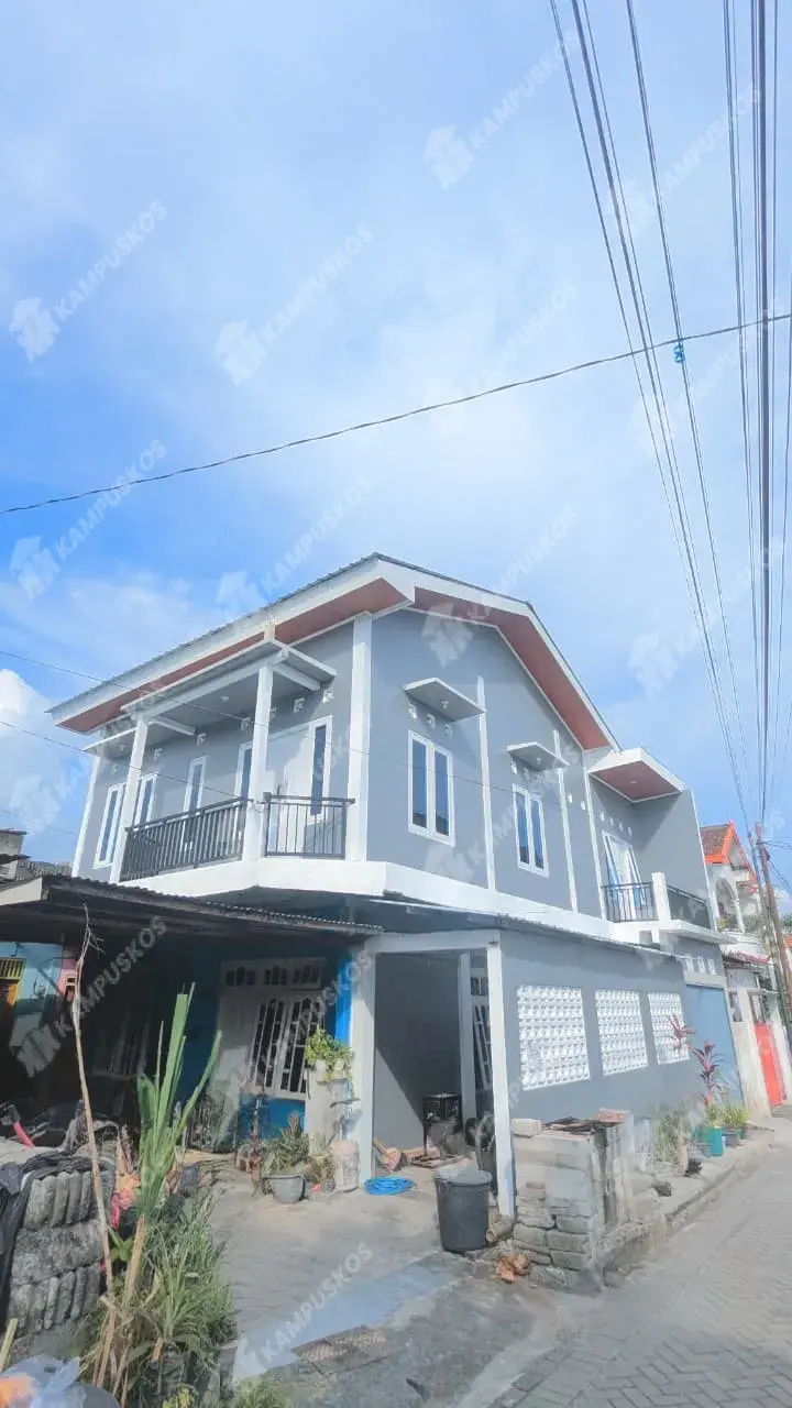 DIKONTRAKAN RUMAH STRATEGIS 3 KAMAR AREA UNY DAN UGM 3K02RBS040126