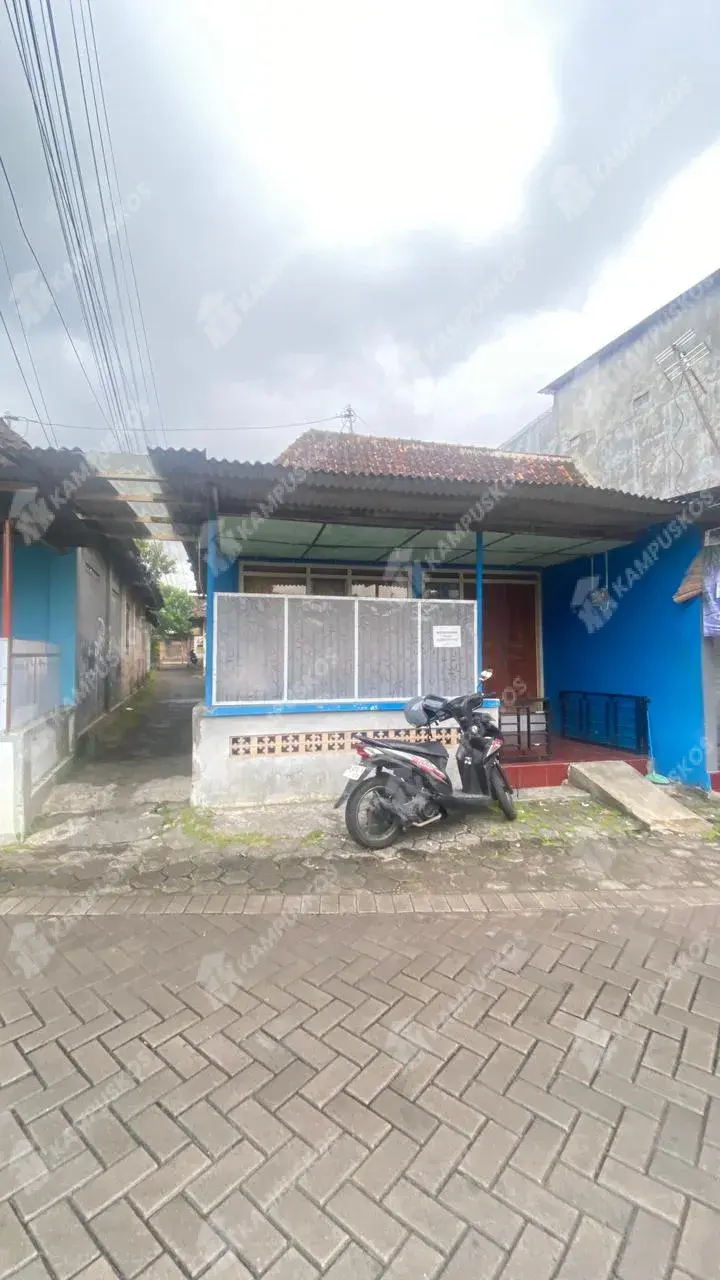 DIKONTRAKAN RUMAH NYAMAN 3 KAMAR AREA CONDONGCATUR 3K03AL100126