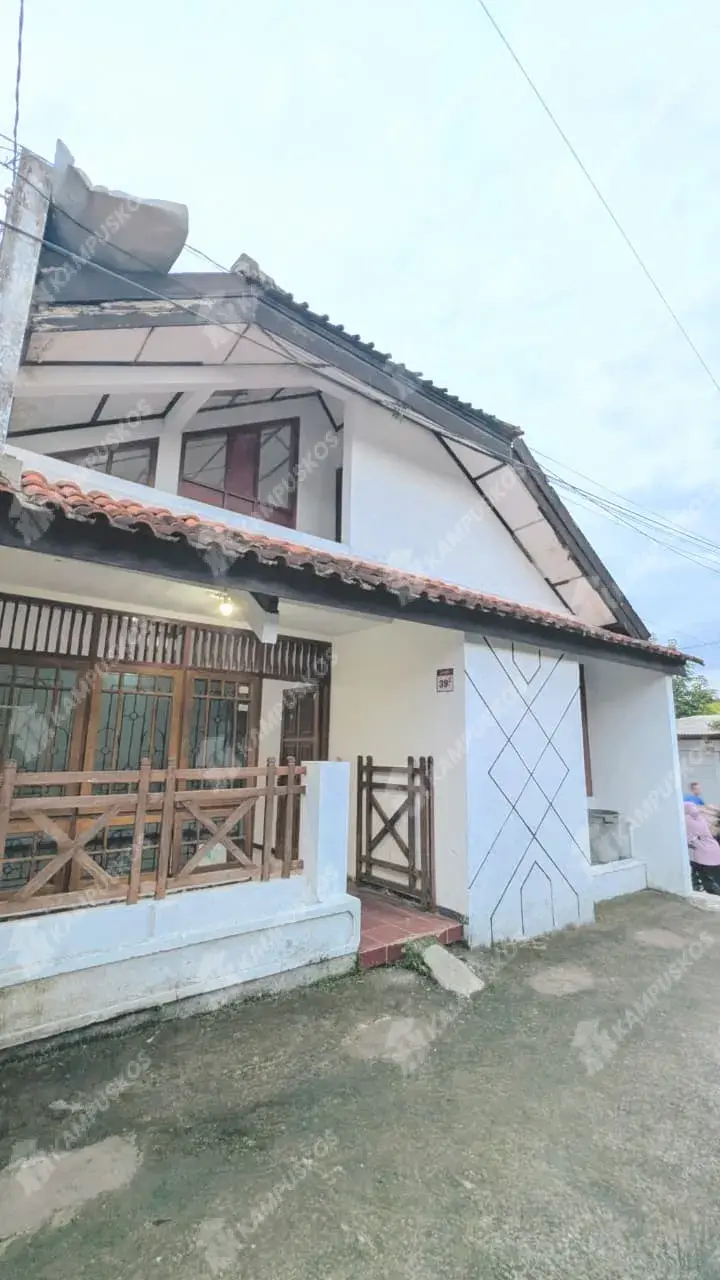 KONTRAKKAN AREA UNY DALAM RINGROUD MURAH PUSAT KOTA MAHASISWA 5K02RBS110426