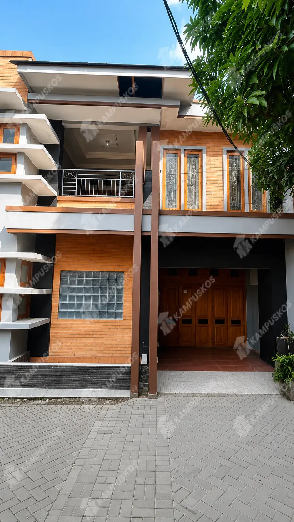 FOR RENT - RUMAH Cozy 2 Lantai (Sanggrahan, Maguwo dalam ringroad) 4K02AL110726