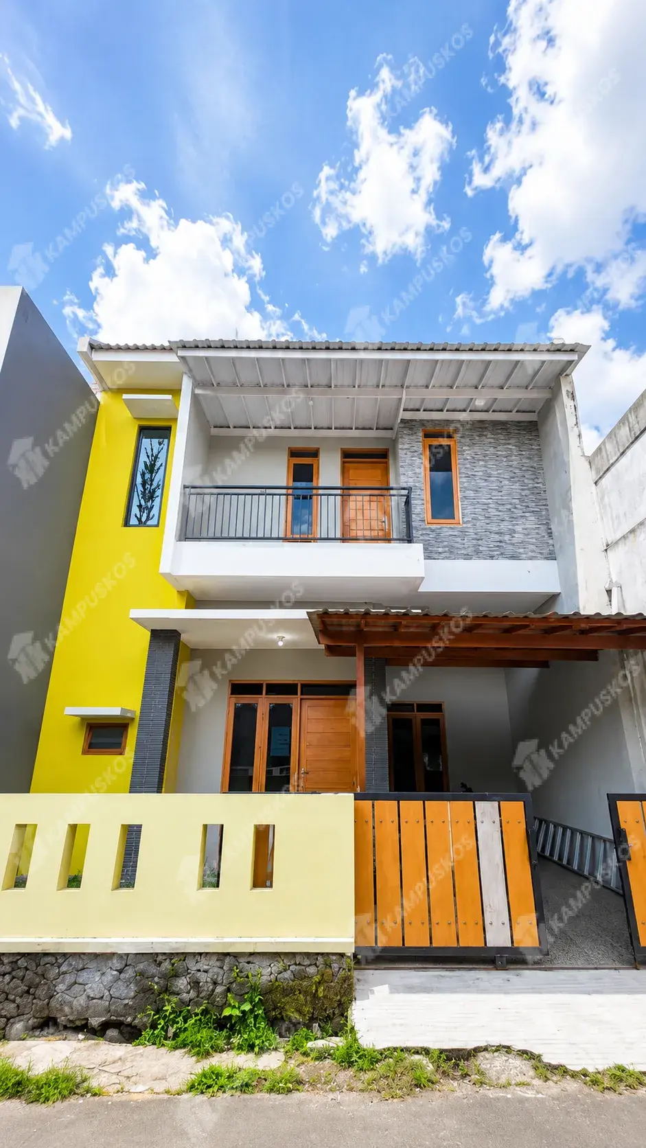 DIKONTRAKAN RUMAH NYAMAN 5 KAMAR DALAM PERUMAHAN 5K02RBS0150426