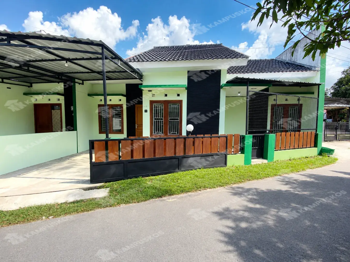 FOR RENT RUMAH 2KAMAR,MINIMALIS,BANGUNAN BARU,LUAS JAKAL KM 7  2K04DF140626 