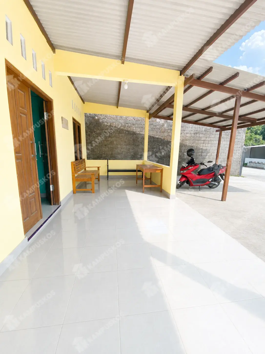 DIKONTRAKAN RUMAH NYAMAN 5 KAMAR MURAH BERSIH 5K03DF030726 
