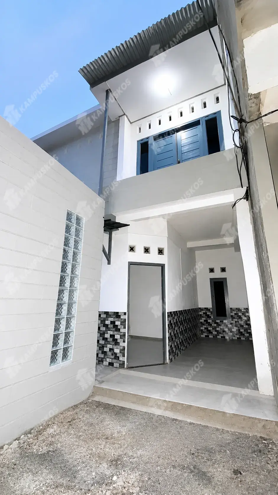 DIKONTRAKAN RUMAH MURAH LV  NYAMAN 5 KAMAR SETURAN 5K02RBS120726