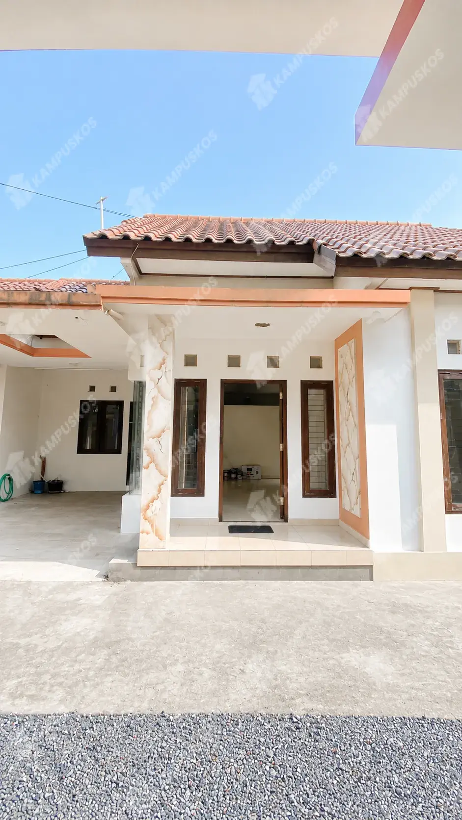 DIKONTRAKAN RUMAH NYAMAN 3 KAMAR AREA JAKAL BAWAH  3K04RBS140726 