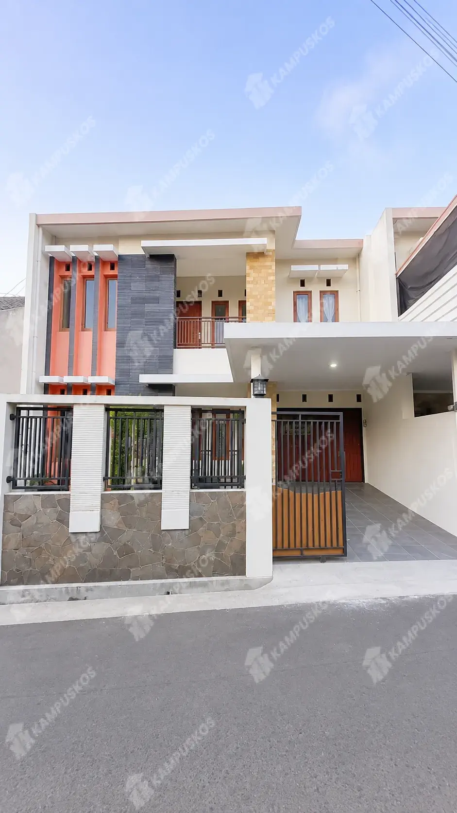 DIKONTRAKAN RUMAH FULL FURNISH  5 KAMAR AREA UGM 5K04RBS150726 
