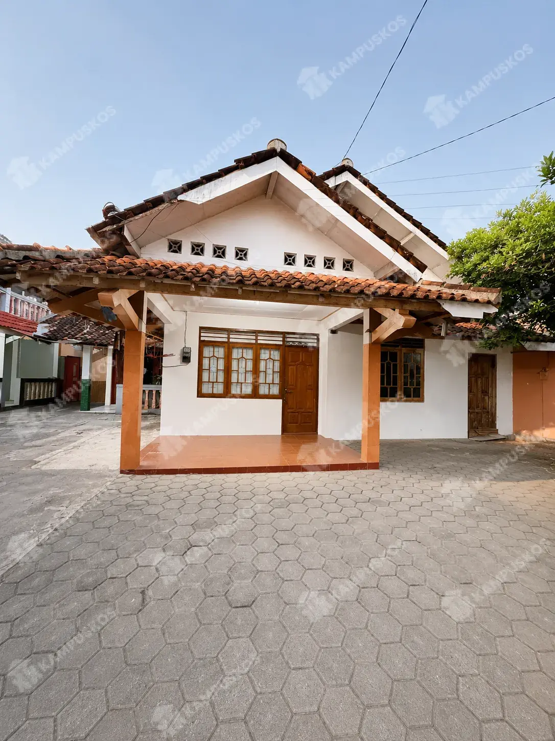 DIKONTRAKAN RUMAH MURAH NYAMAN 4 KAMAR AREA UPN 4K02R050826 