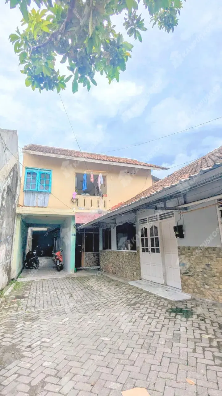 *DIKONTRAKKAN 2 KAMAR PINGGIR JALAN BEBAS LUAS AREA UNY & UGM SETURAN*  2K02RBS040826 