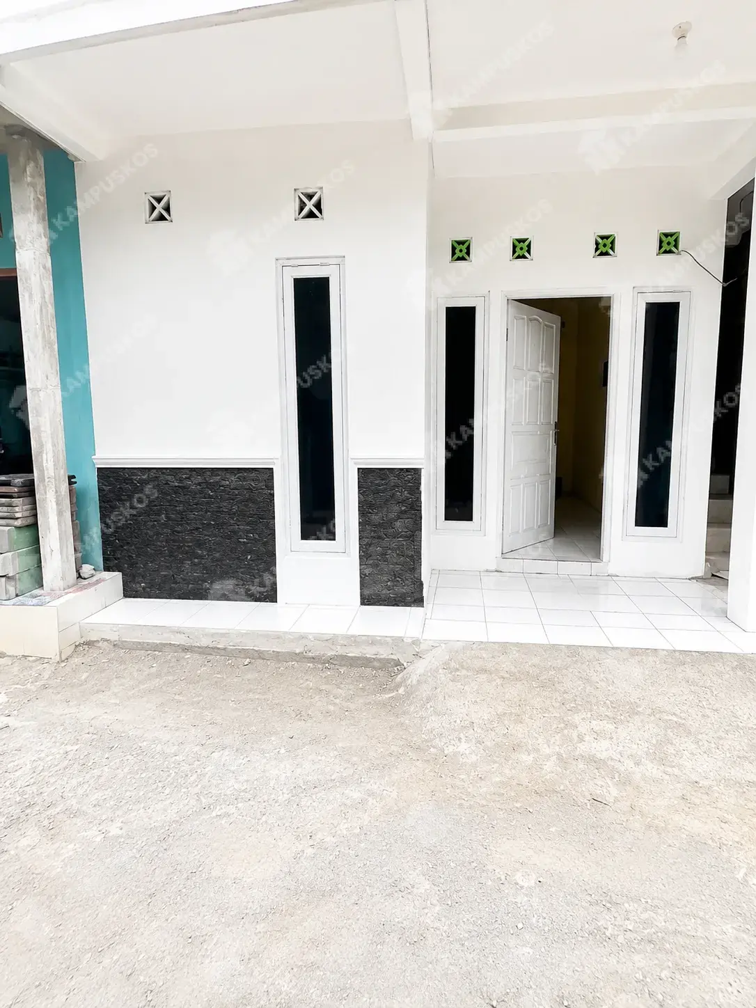 *DIKONTRAKAN RUMAH 3 KAMAR MURAH SEDERHANA (LV) *   3k03ty070726 