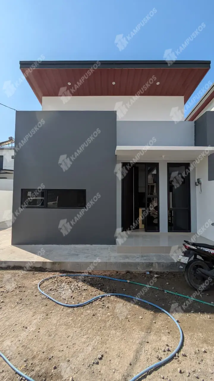 *RUMAH CLUSTER MINIMALIS SEMI FURNISH LV JALAN KALIURANG KM 10*  3K04DR090826 