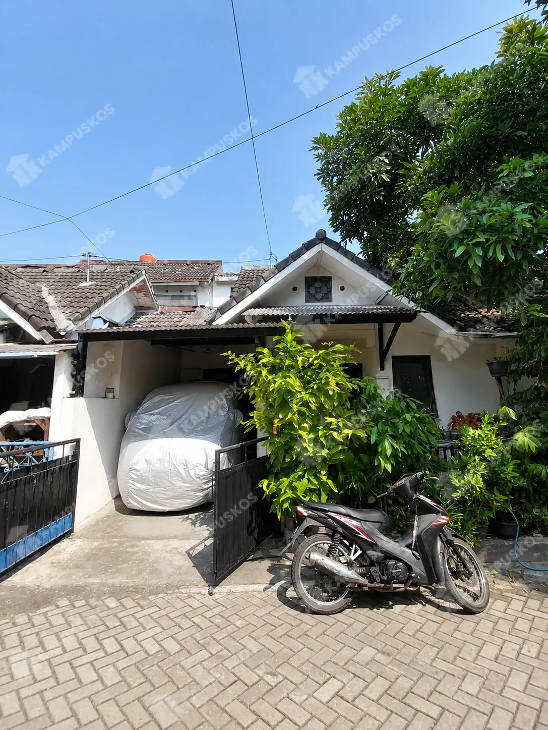 *DIKONTRAKAN RUMAH 2 KAMAR SEMI ISIAN DAERAH MINOMARTANI NGAGLIK SLEMAN (PERUMAHAN KRAJAN)* 2K03ty020826
