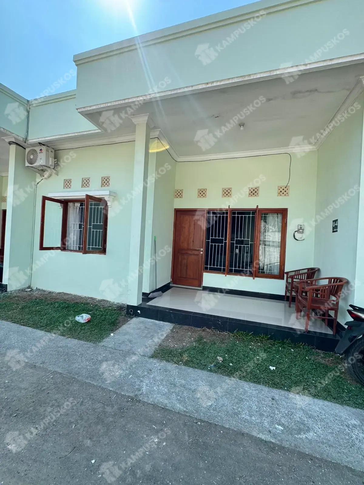 FOR RENT - RUMAH Cozy Full furnish MODERN AREA MAGUWO 2K03R
