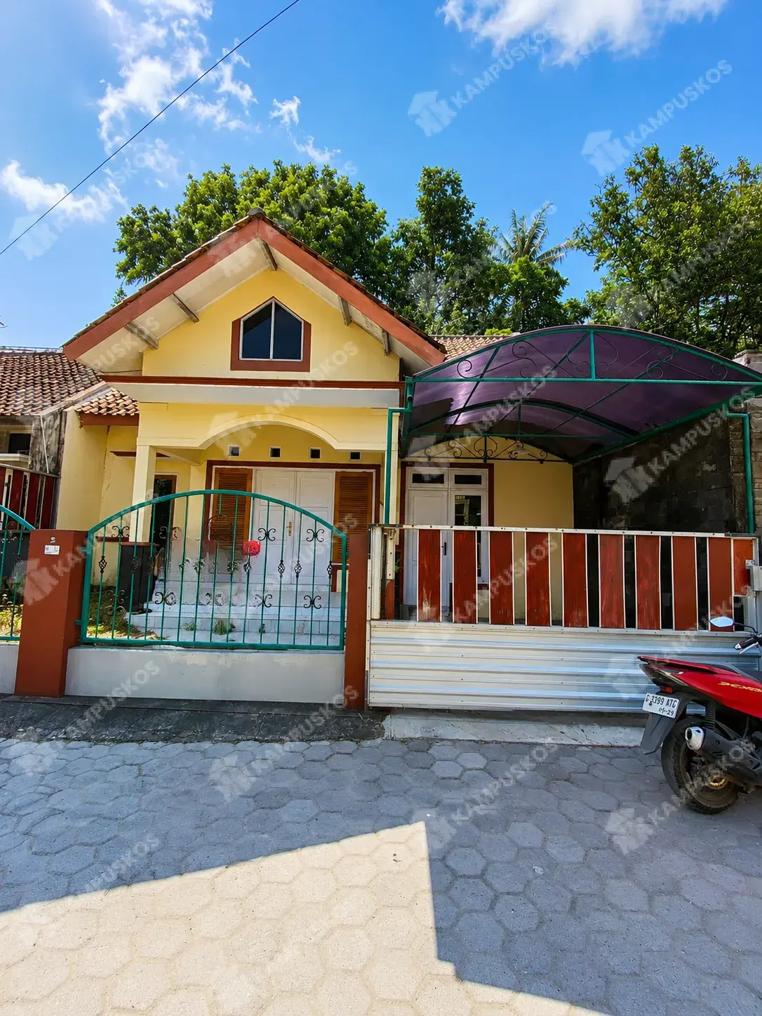 FOR RENT RUMAH 4KAMARLUAS,MURAH MERIAH,BANGUNAN LUAS, DEKAT UII ATAS, CANDIWINAGUN 4K04DF070826