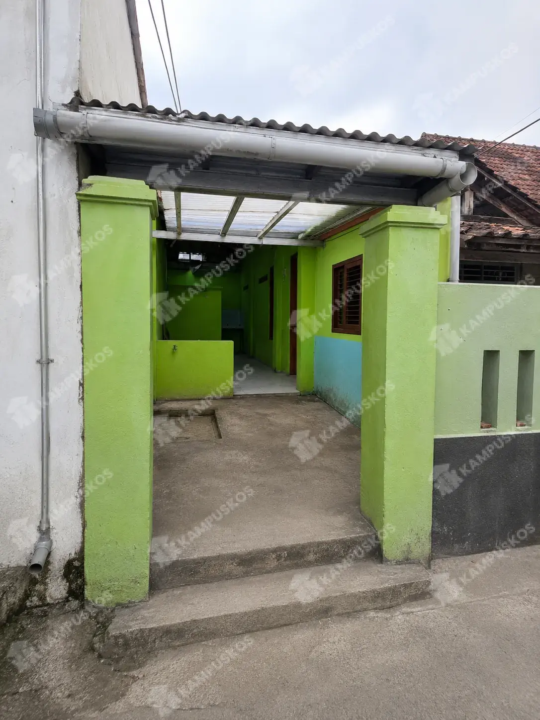 DIKONTRAKAN RUMAH 3 KAMAR MINIMALIS MURAH 5 MENIT DEKAT KAMPUS UGM 3K01DR140826