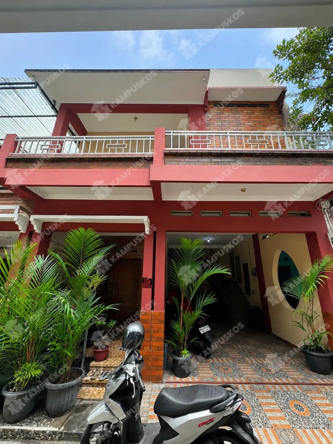 *FOR RENT RUMAH MURAH 5 KAMAR AREA GEJAYAN* 5K02R050926