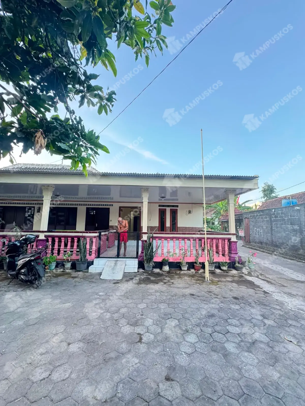 *FOR RENT RUMAH MURAH 3 KAMAR AREA PUGERAN* 3K02R060926
