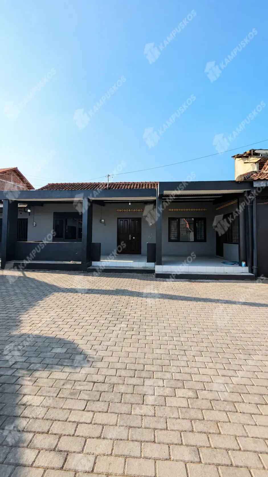 *KONTRAKAN 5 KAMAR BEBAS SOPAN PARKIRAN LUAS DI MINOMARTANI / CONCAT* 5K03DR070926