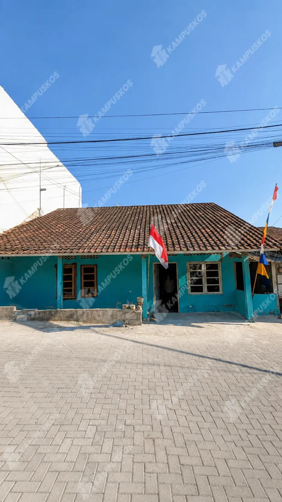*KONTRAKKAN 7 KAMAR AREA SETURAN PINGGIR JALAN COCOK UNTUK ORGANISASI/MAHASISWA* 7K02RBS090826