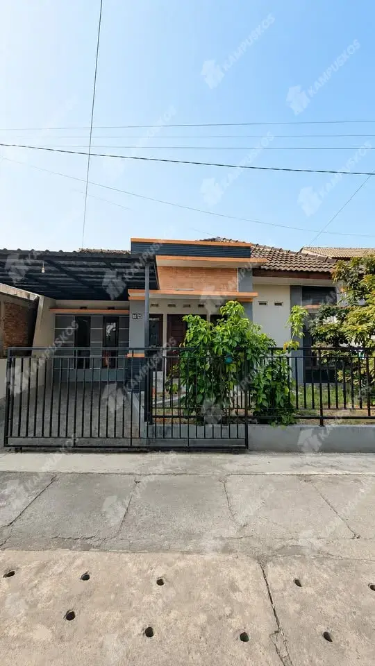 *KONTRAKAN HOOK 3 KAMAR SPEK KANTOR 1 MENIT JL SOLO* 3K02DR011026